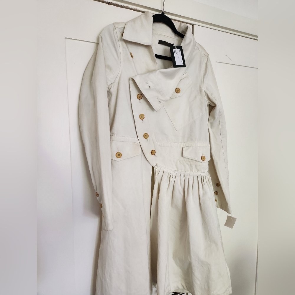 NICHOLAS Cream Coat with Gold Buttons